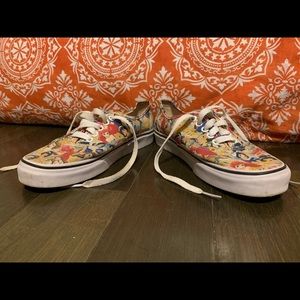 Used Disney princess vans size 8.5